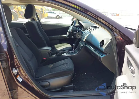 2010 Mazda Mazda6 I Touring Plus z USA, uszkodzony, nr VIN 1YVHZ8CH8A5M25487